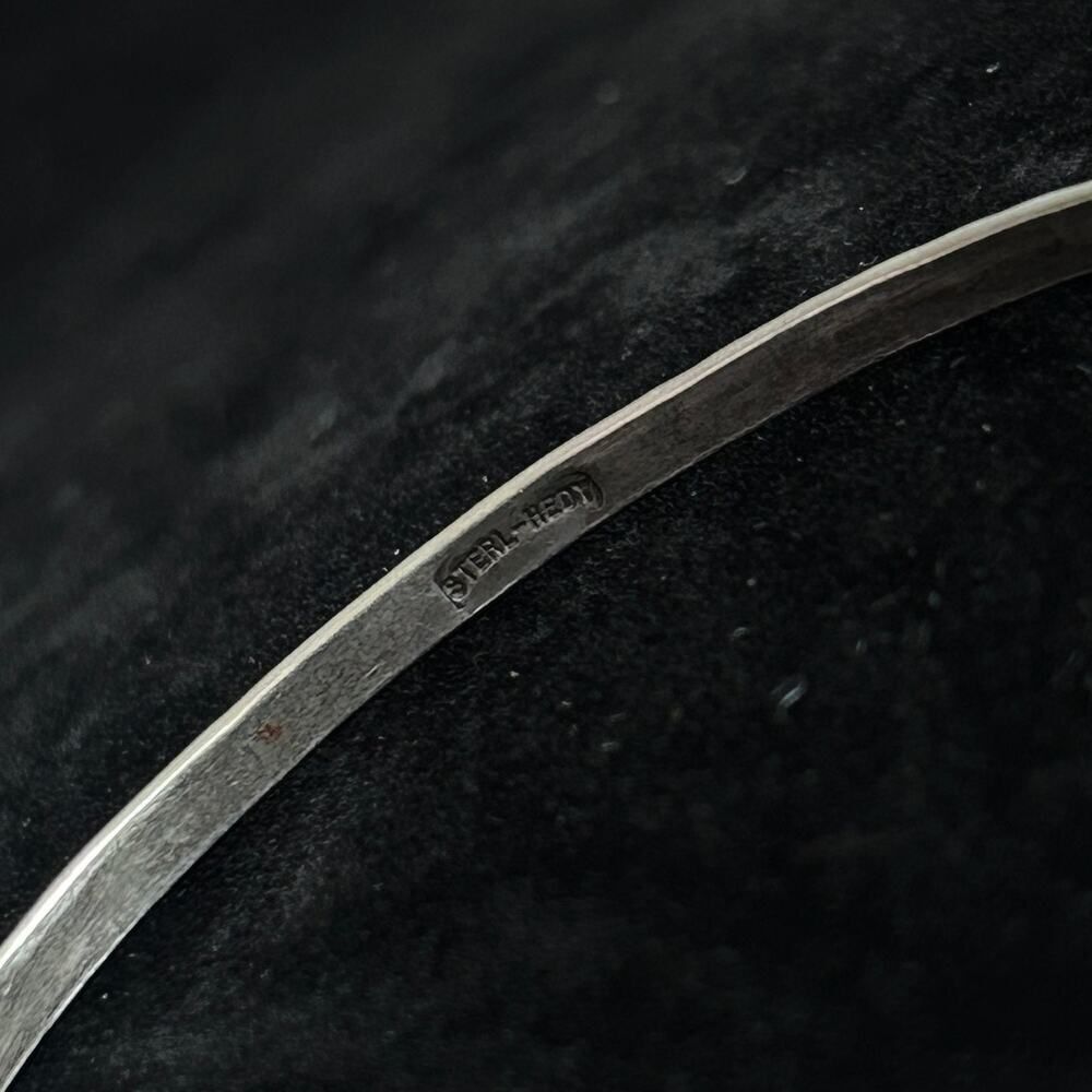 Vintage Marked 925 Sterling Etched Design Bangle Bracelet 3mm thick 7.85in-7.24g - Picture 4 of 5